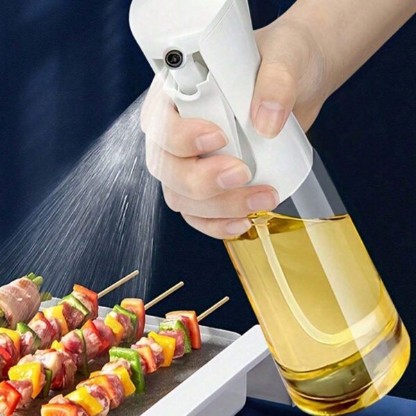 1pc Oil Spray Bottle Kitchen Household Barbecue Olive Oil Cooking Oil Spray Pot Atomization Fat Reduction Oil Spray Artifact Oil Spray Pot Dispenser Refillable Spritzer Bottle For Outdoor BBQ Cooking Kitchen Supplies