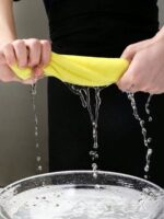 10pcs Thick Kitchen Cleaning Cloths/Rags, Multi-Color, Bamboo Fiber Material, Highly Absorbent, Non-Shedding, Non-Greasy, 9.8"X9.8", Hand Wash Only, Suitable For Kitchen, Bathroom, Home Cleaning - Image 7