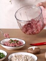 1pc Kitchen Vegetable Chopper,Multi-Functional Manual Food Processor Vegetable Chopper, Portable Hand Pull String Garlic Mincer Onion Cutter For Veggies, Ginger, Fruits, Nuts, Herbs, Etc., (500ml, 900ml Two Sizes Available)Grey, Christmas - Image 11