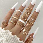 22pcs/Set Fashionable Faux Pearl Flower & Geometric Design Rings Set For Women