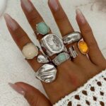 7pcs Vintage Fashionable Geometric Gemstone Inlaid Ring Set, Women's Thick Silver Metal Rings Suitable For Daily Wear And Party Decoration, Jewelry Gift Set For Friends And Adults (Please Do Not Shower Or Forcefully Bend, Sizes May Vary, Choose Carefully)