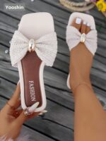 New Arrival Women's Sandals, Flat Square Toe Design, Fresh Bow Accent, High-End Gold-Tone Hardware, Slip-On Style, Lightweight & Comfortable, Mix & Match , Suitable For Home, Spring/Summer Outdoor, Casual Country Vacation, Street Fashion Beach Slippers - Image 2