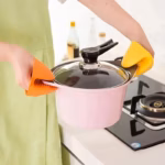 2pcs Thicken Baking silicone oven mitts Microwave Oven Glove Heat Insulation Anti-slip Bowl Pot Clips kitchen gloves - Image 6