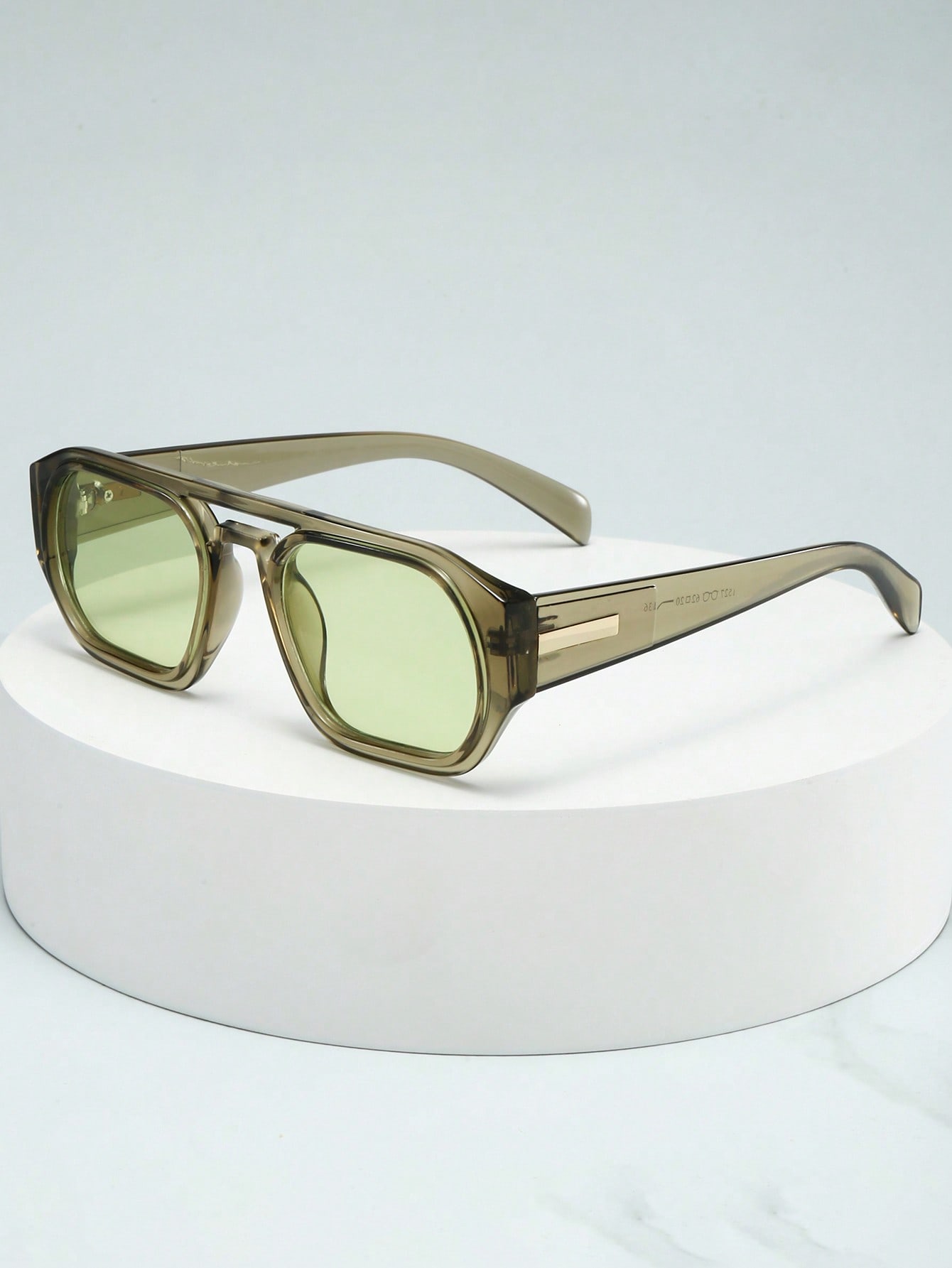 http___img.ltwebstatic.com_images3_spmp_2025_02_06_d1_17388084339fdbecc3f736d7d6596c12242099f93d Men Retro Double Bridge Lightweight Fashion Glasses, Luxury Minimalist Eyewear For Driving Travel Outdoor Daily Use - Image 1