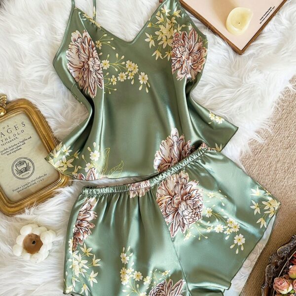LuxeNights 2pcs Women Sexy Deep-V Print Camisole And Shorts Set, Elegant Satin Outfit, Suitable For All Seasons
