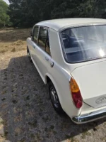 Morris 1100 Classic British Saloon Cream Vintage Collectors Family Car - Image 2