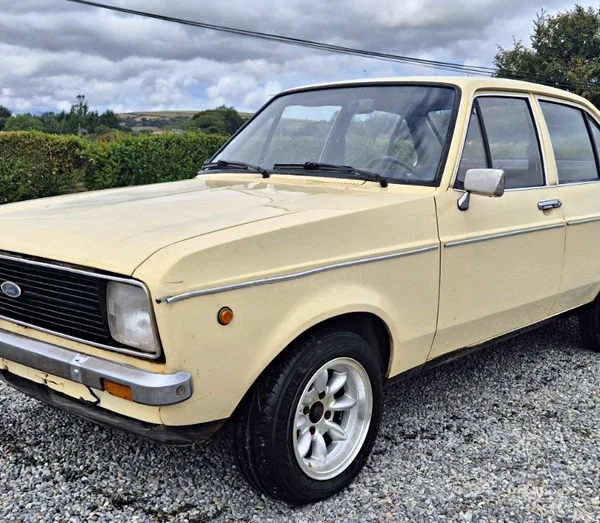 1977 Ford Escort Mk2 Four Door Classic Saloon – LHD – Vintage Ford Car